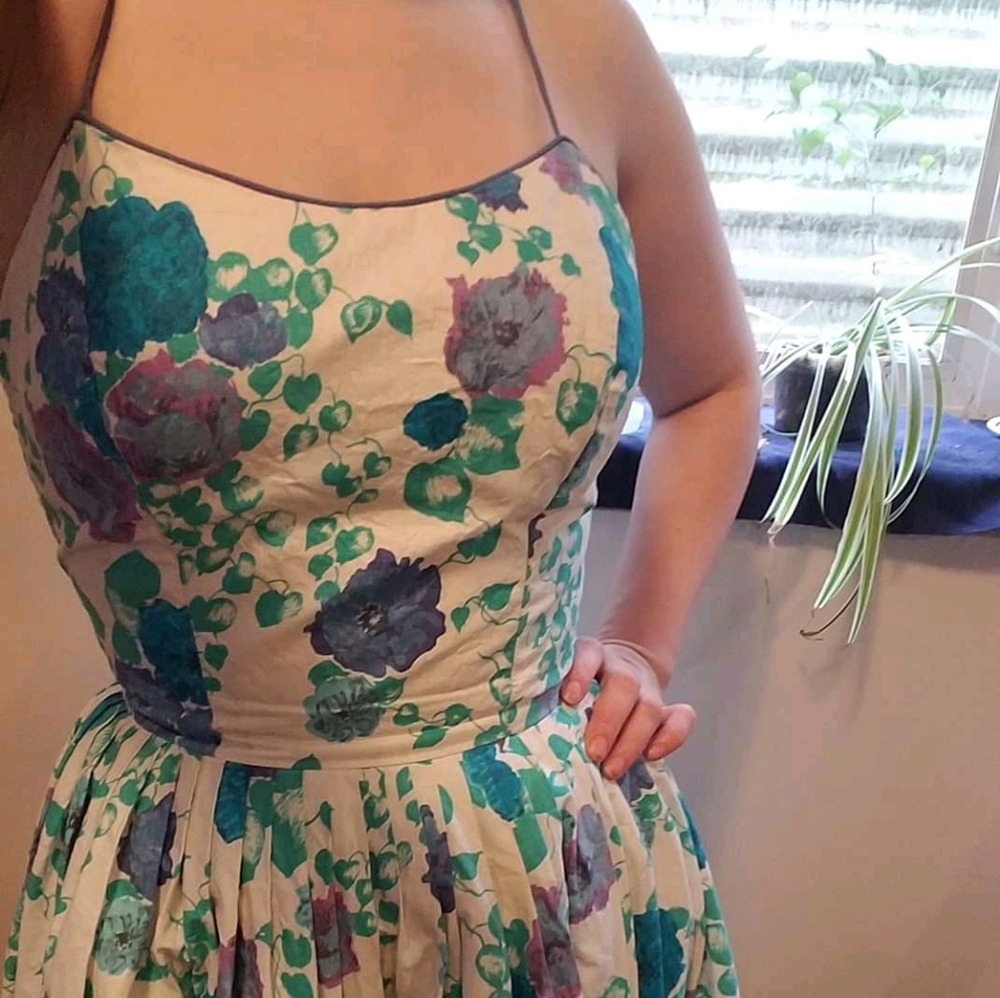 Vintage 1950s Reversible Purple/floral Dress XS